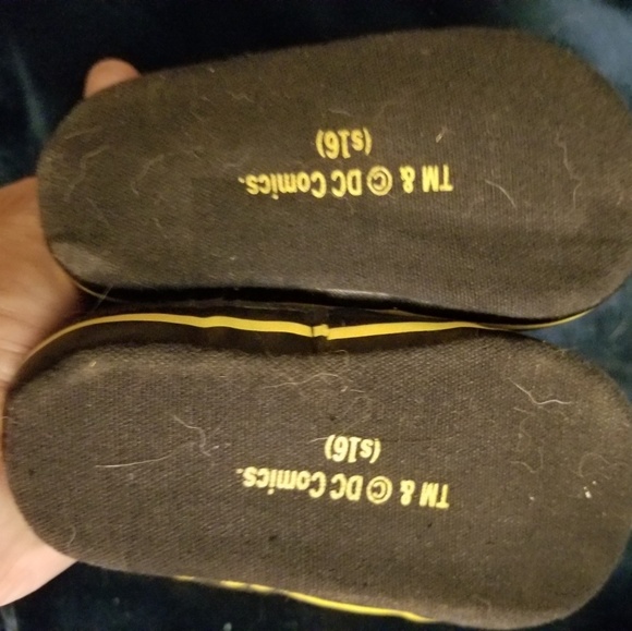 TM&DC Comics - Picture 2 of 3